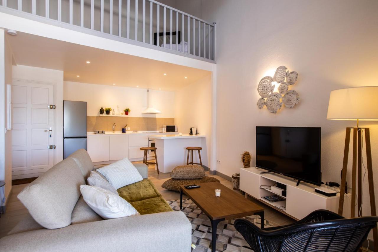 Stunning New Apartment With View Of Orient Bay Quarter of Orleans Экстерьер фото