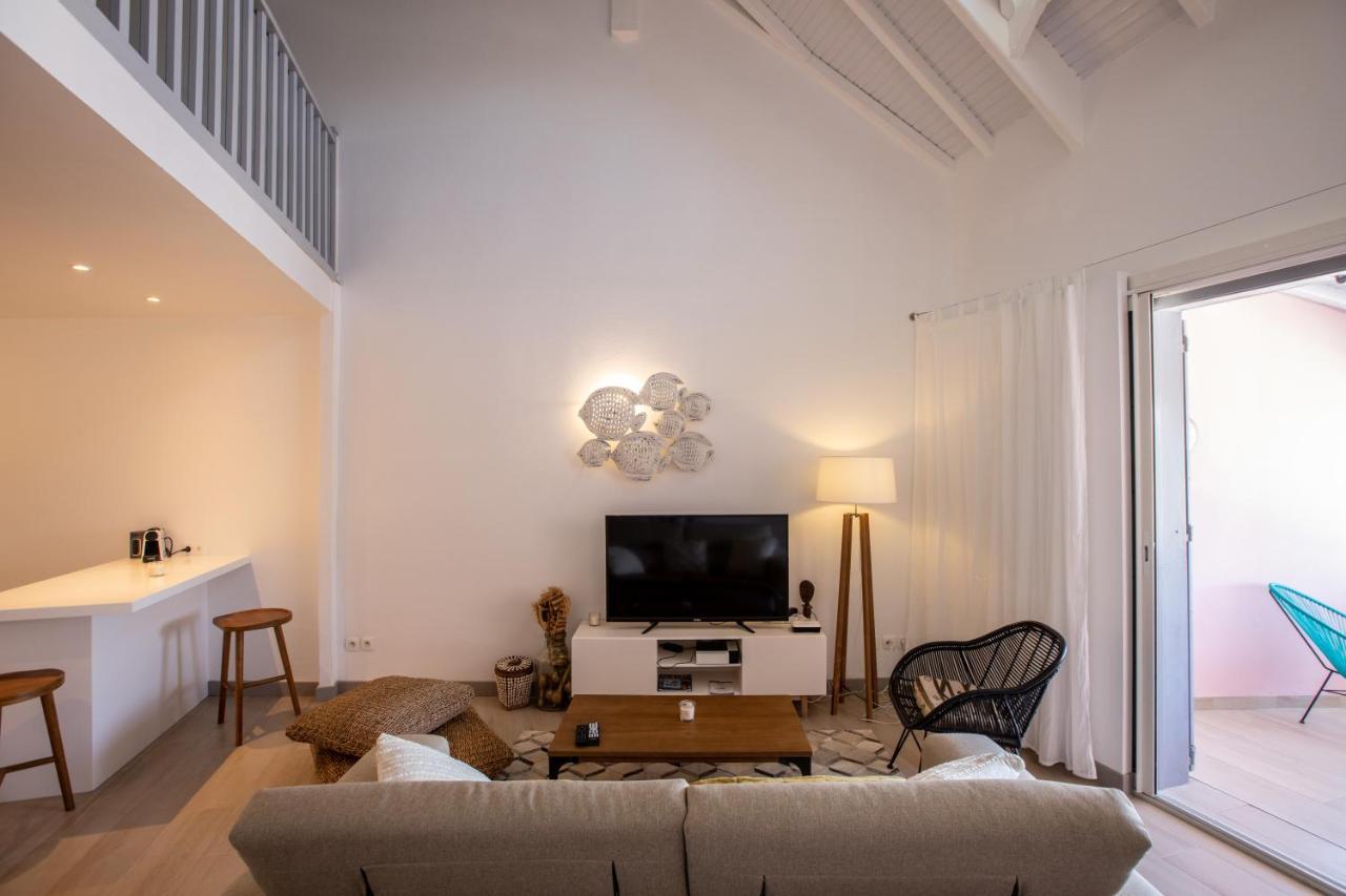 Stunning New Apartment With View Of Orient Bay Quarter of Orleans Экстерьер фото